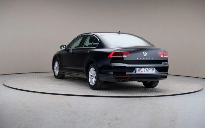 Volkswagen Passat cena 89899 przebieg: 73953, rok produkcji 2019 z Warszawa małe 191